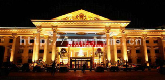 点亮城市的魔法：哈尔滨亮化工程设计